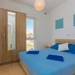 شقة One-Bedroom Apartment In Vir فير