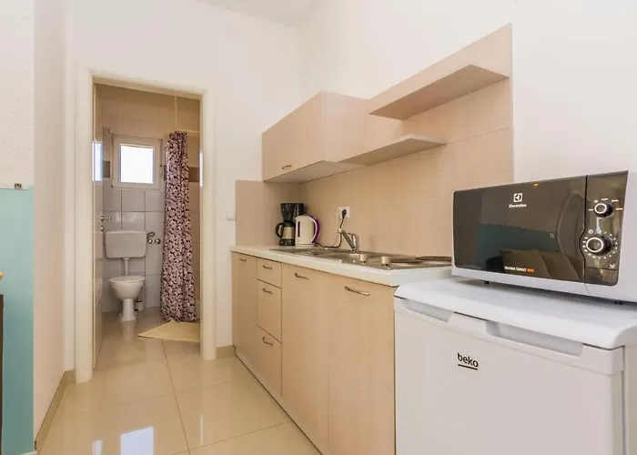 Apartament One-Bedroom Apartment In Vir