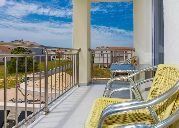 One-Bedroom Apartment In Vir Apartament Vir