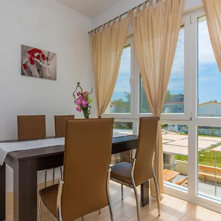 One-bedroom In شقة *